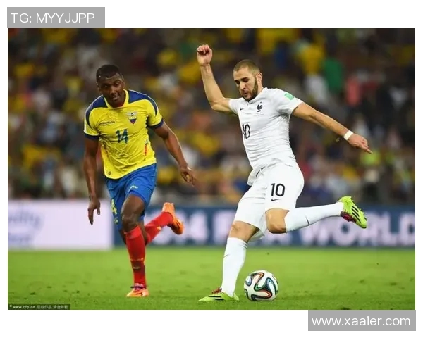 足球明星热爱篮球运动的背后故事与精彩瞬间分享